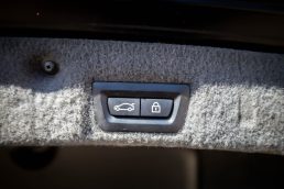 BMW 730