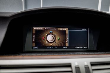 BMW 730