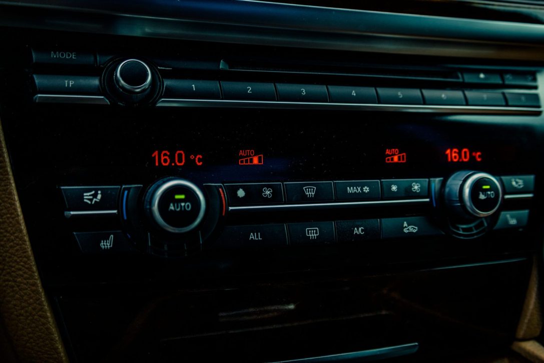 BMW 730