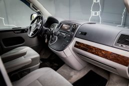 VW MULTIVAN