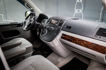 VW MULTIVAN