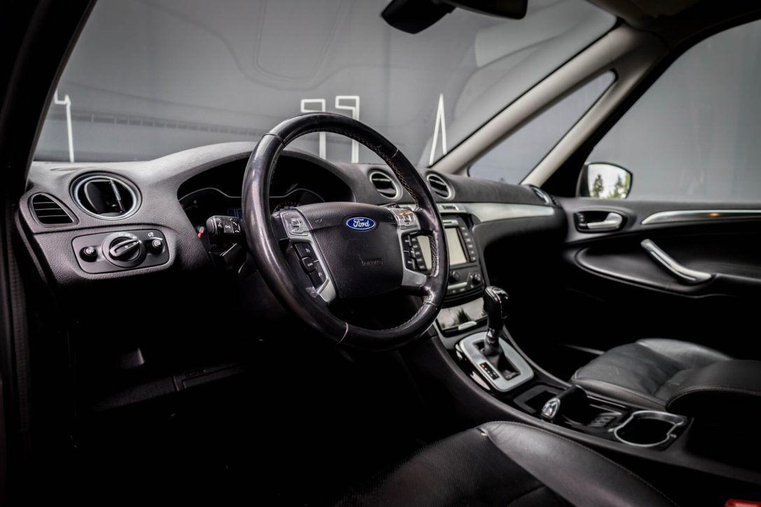 FORD GALAXY