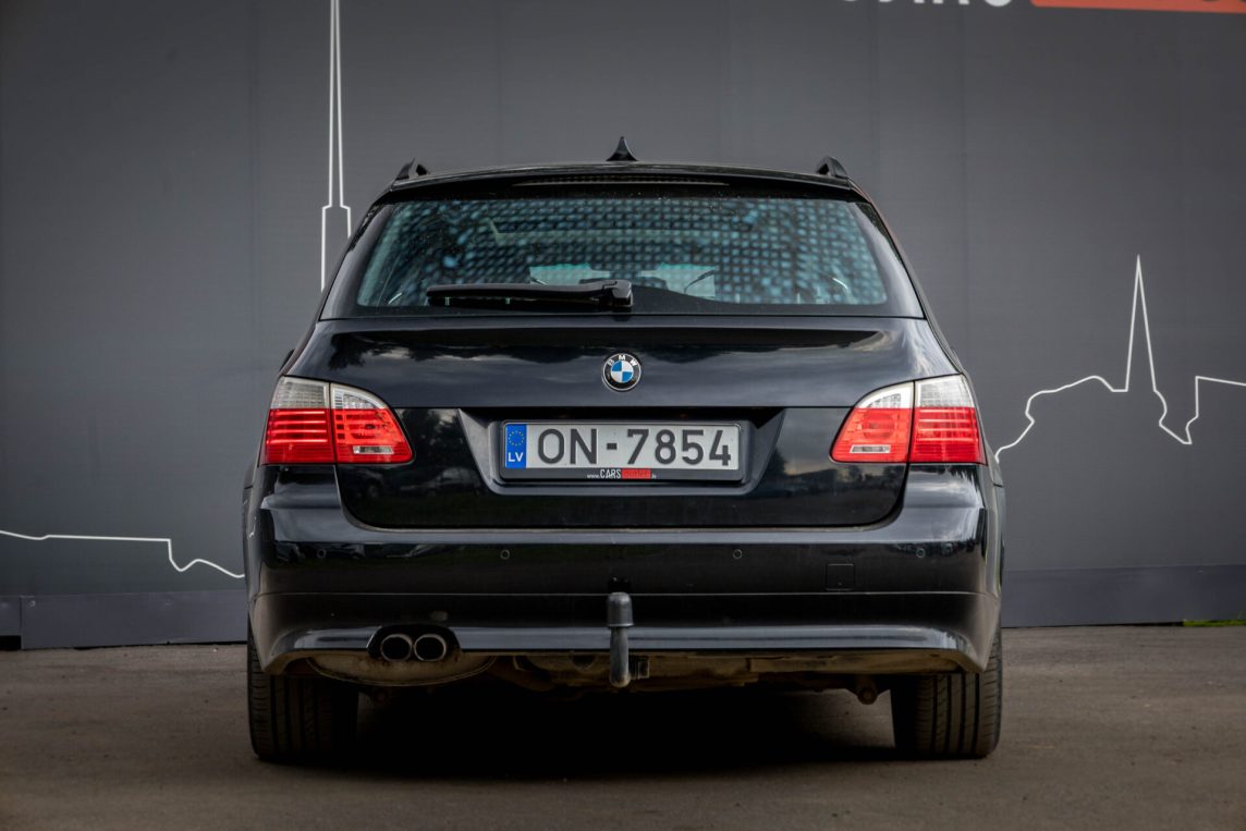 BMW 530