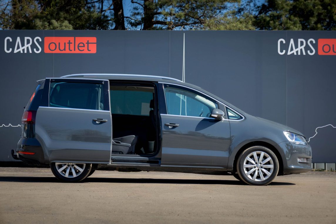 VW SHARAN