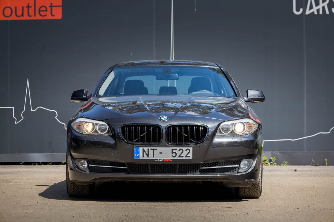 BMW 525