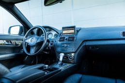MERCEDES BENZ C250