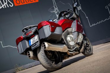 BMW K1600GT