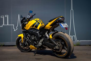 YAMAHA FZ 1N