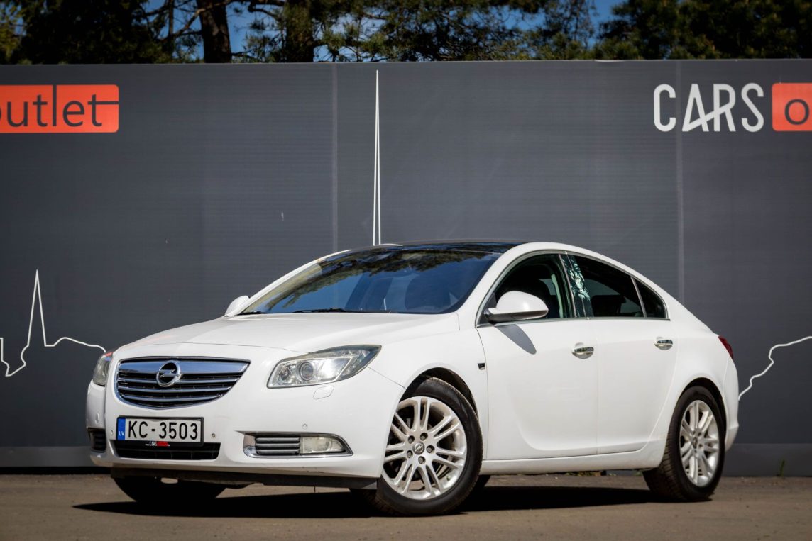OPEL INSIGNIA