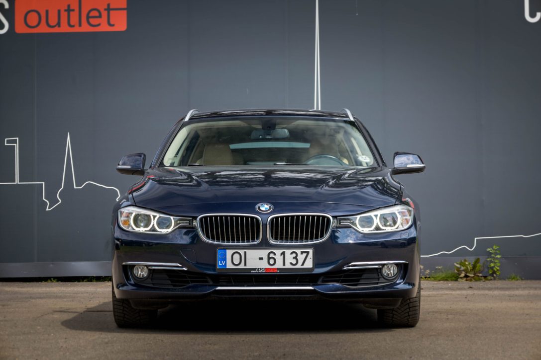 BMW 330