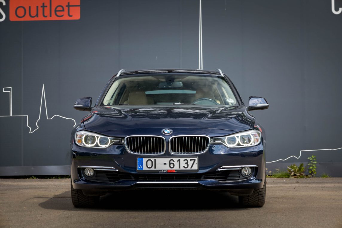 BMW 330