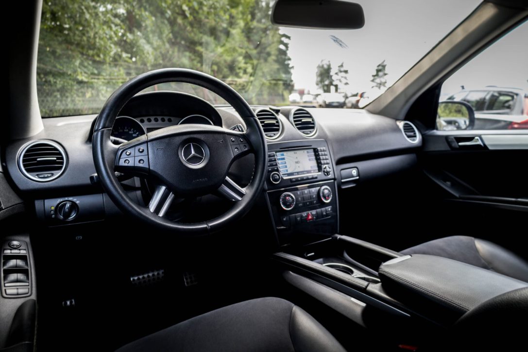 MERCEDES BENZ ML 320