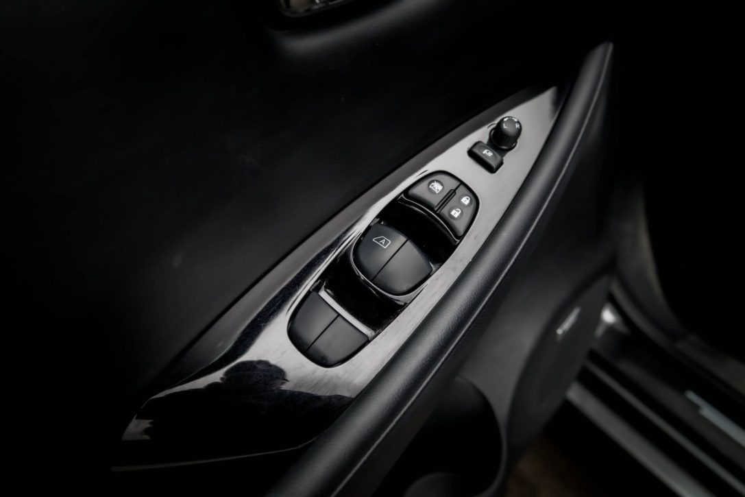 NISSAN LEAF 40KWH