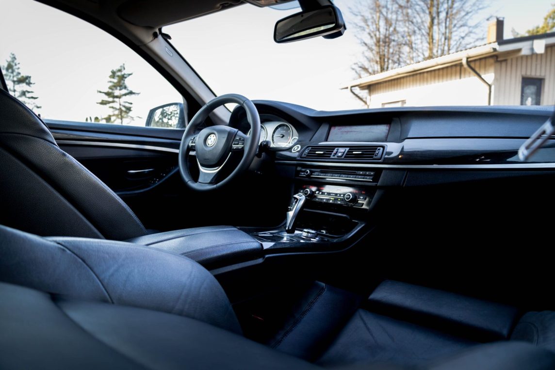 BMW 525