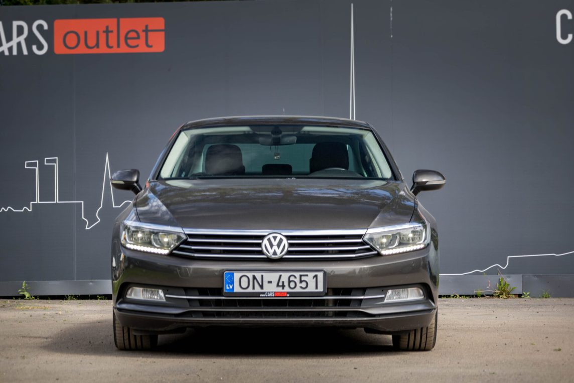 VW PASSAT