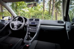 VW GOLF