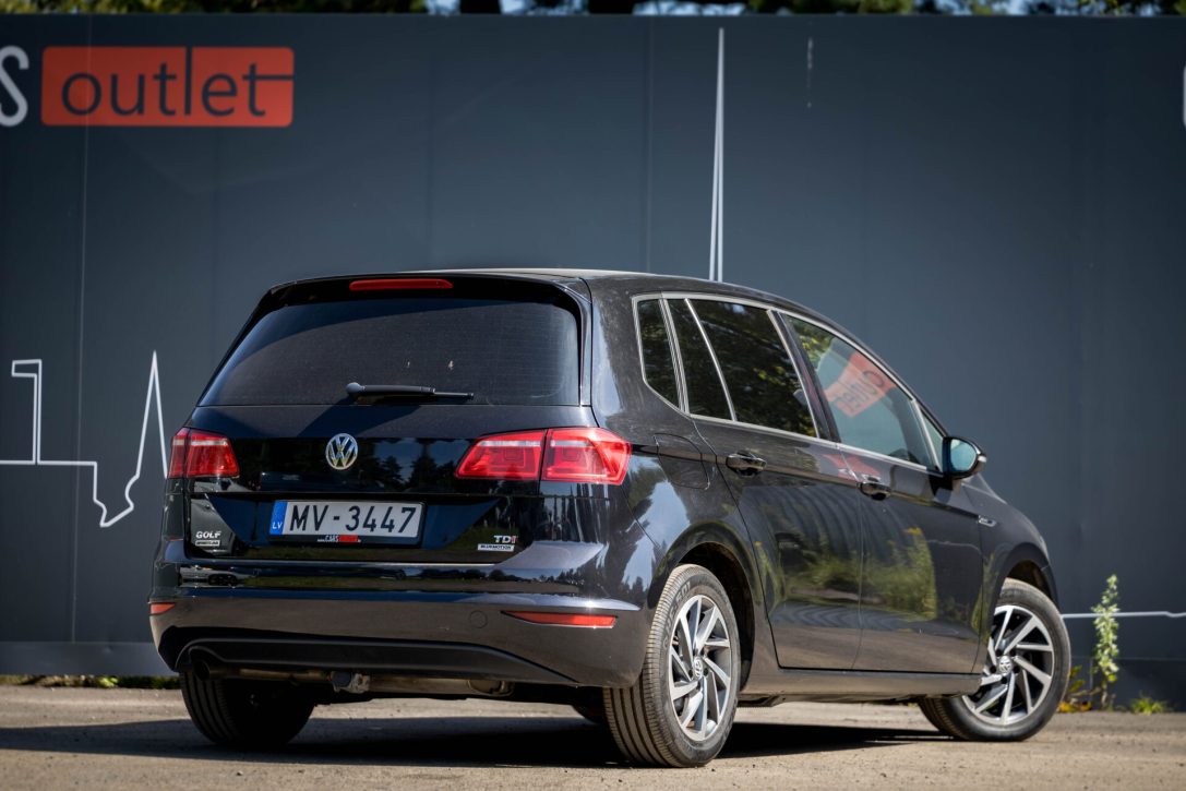 VW GOLF SPORTSVAN