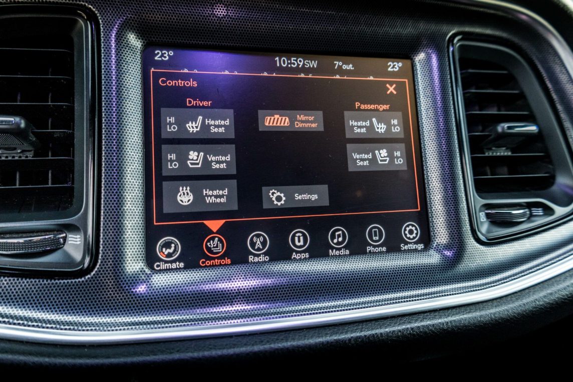 DODGE CHALLENGER