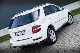 MERCEDES BENZ ML 320
