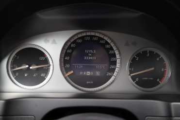 MERCEDES BENZ C320