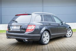 MERCEDES BENZ C320