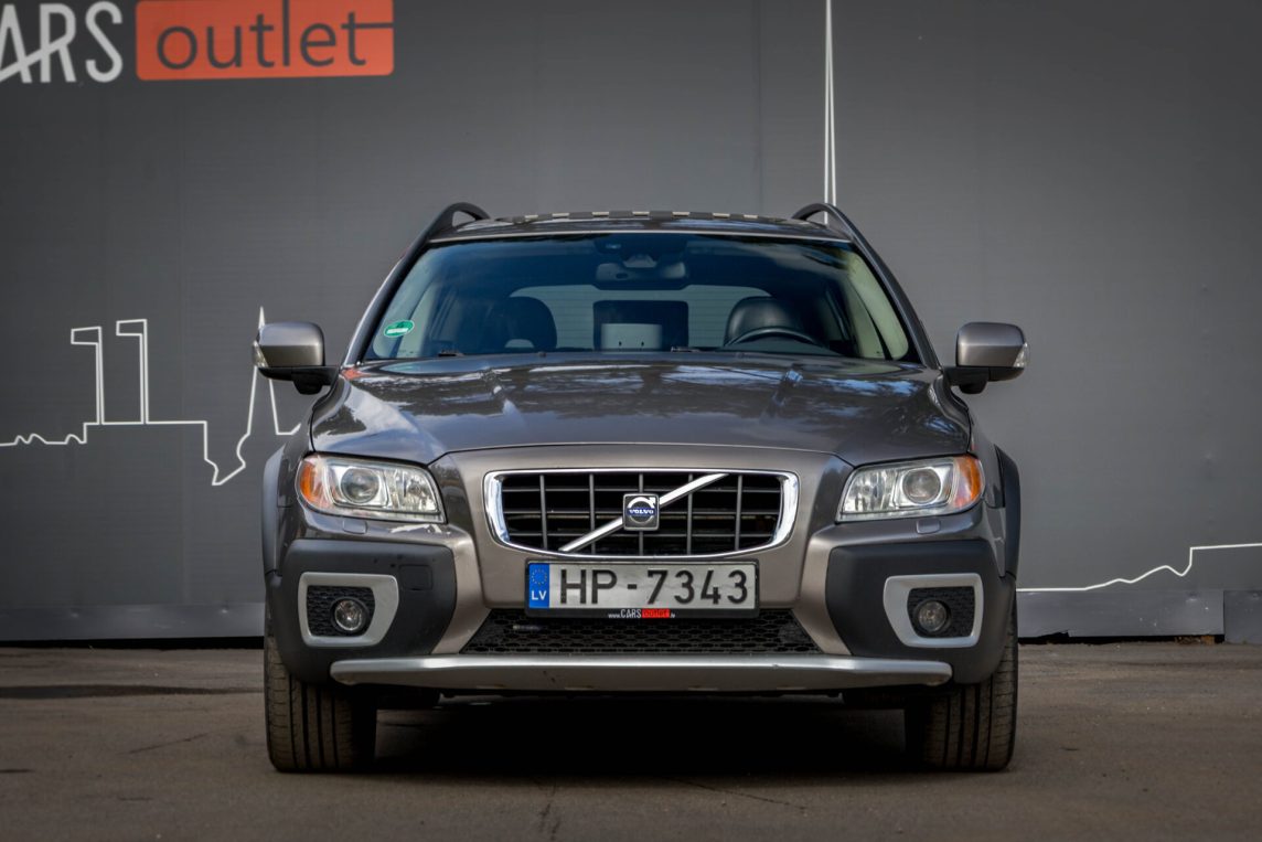 VOLVO XC70