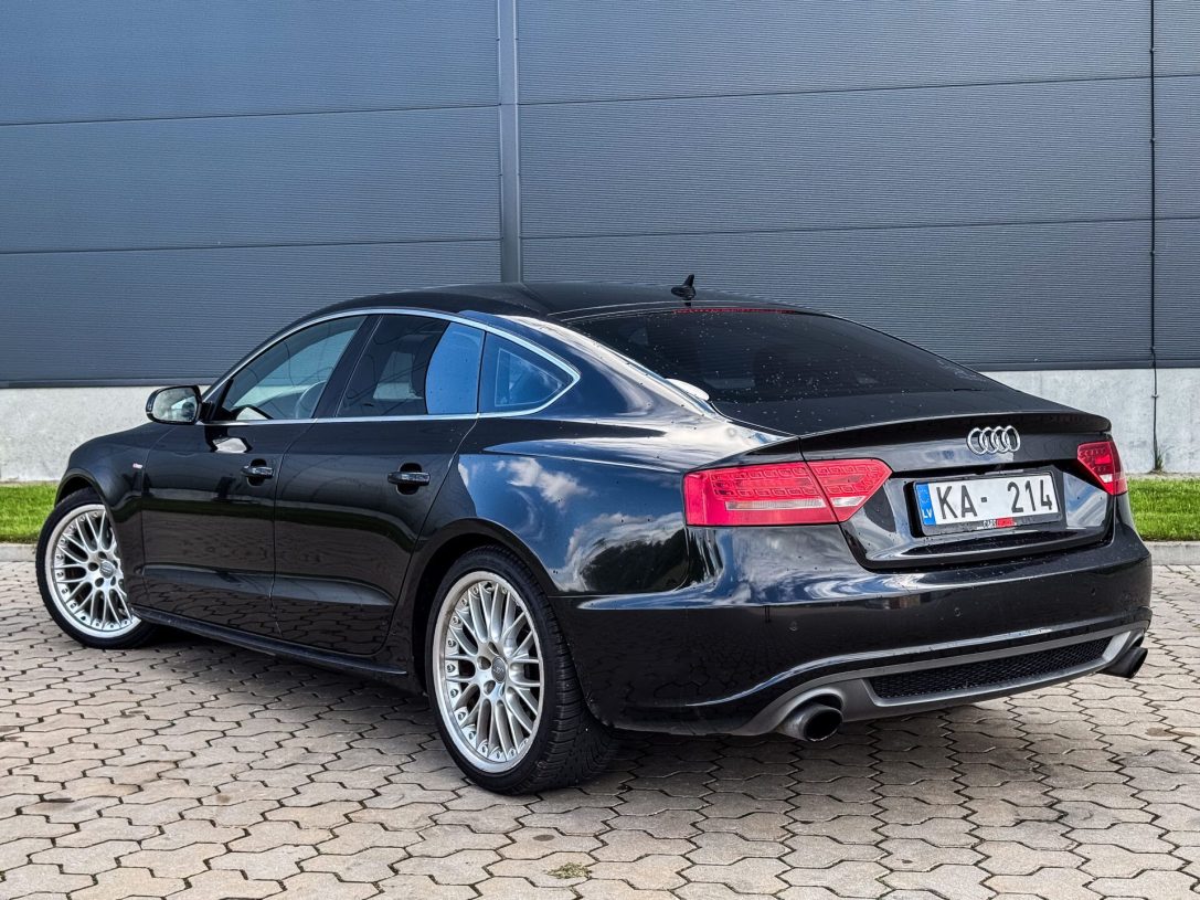 AUDI A5