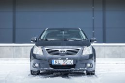 TOYOTA AVENSIS