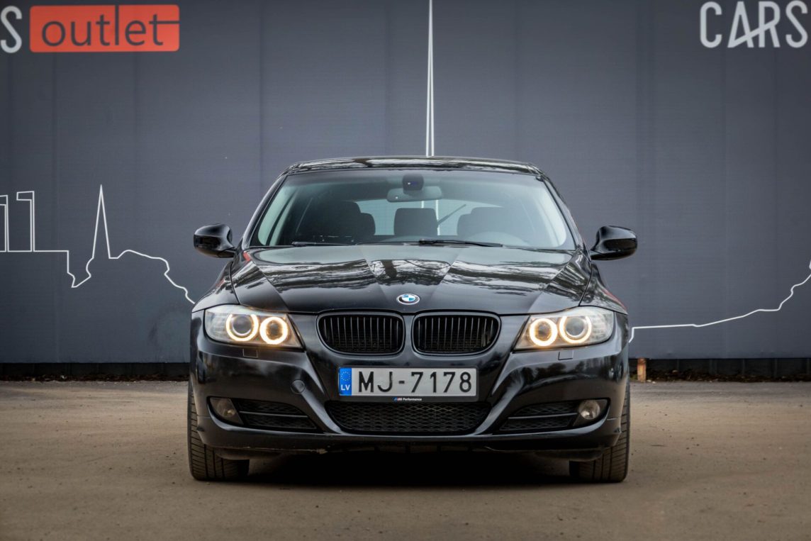 BMW 320