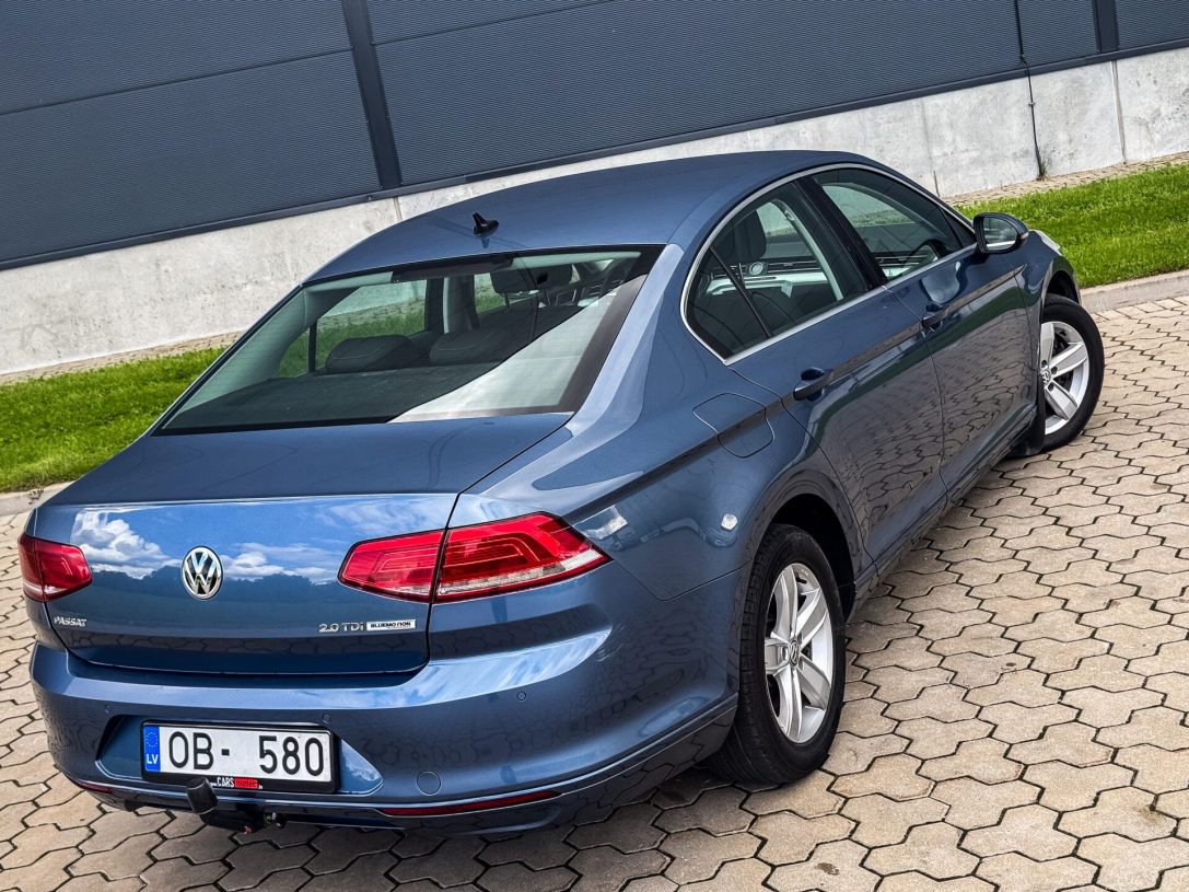 VW PASSAT