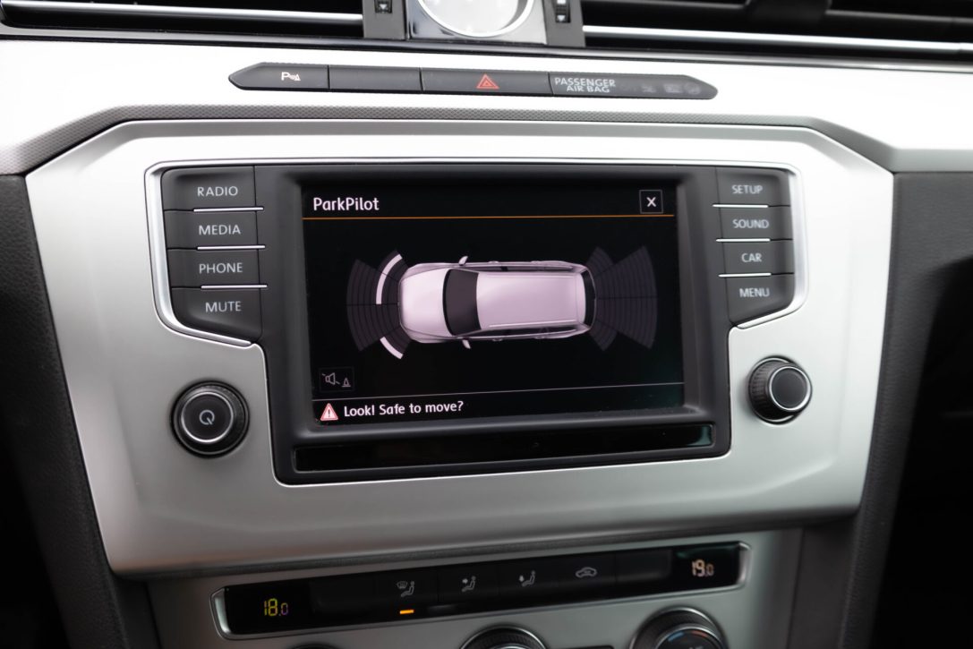VW PASSAT