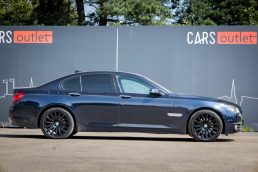 BMW 730