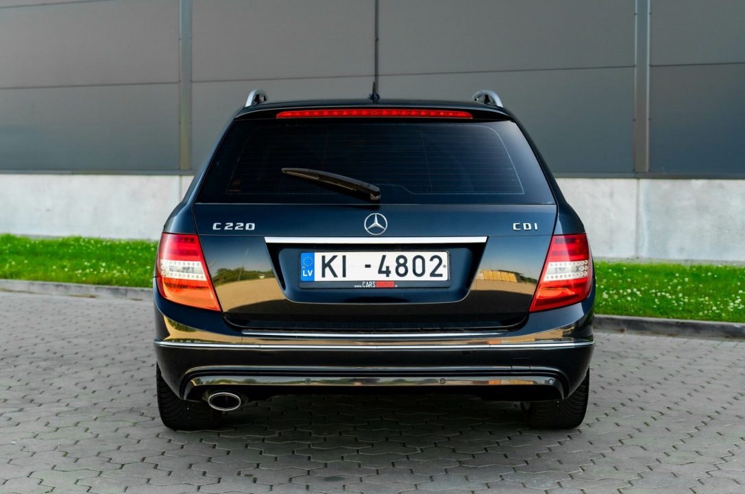 MERCEDES BENZ C220 CDI