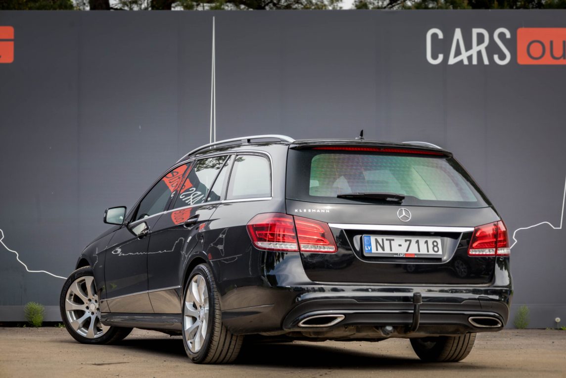 MERCEDES BENZ E350