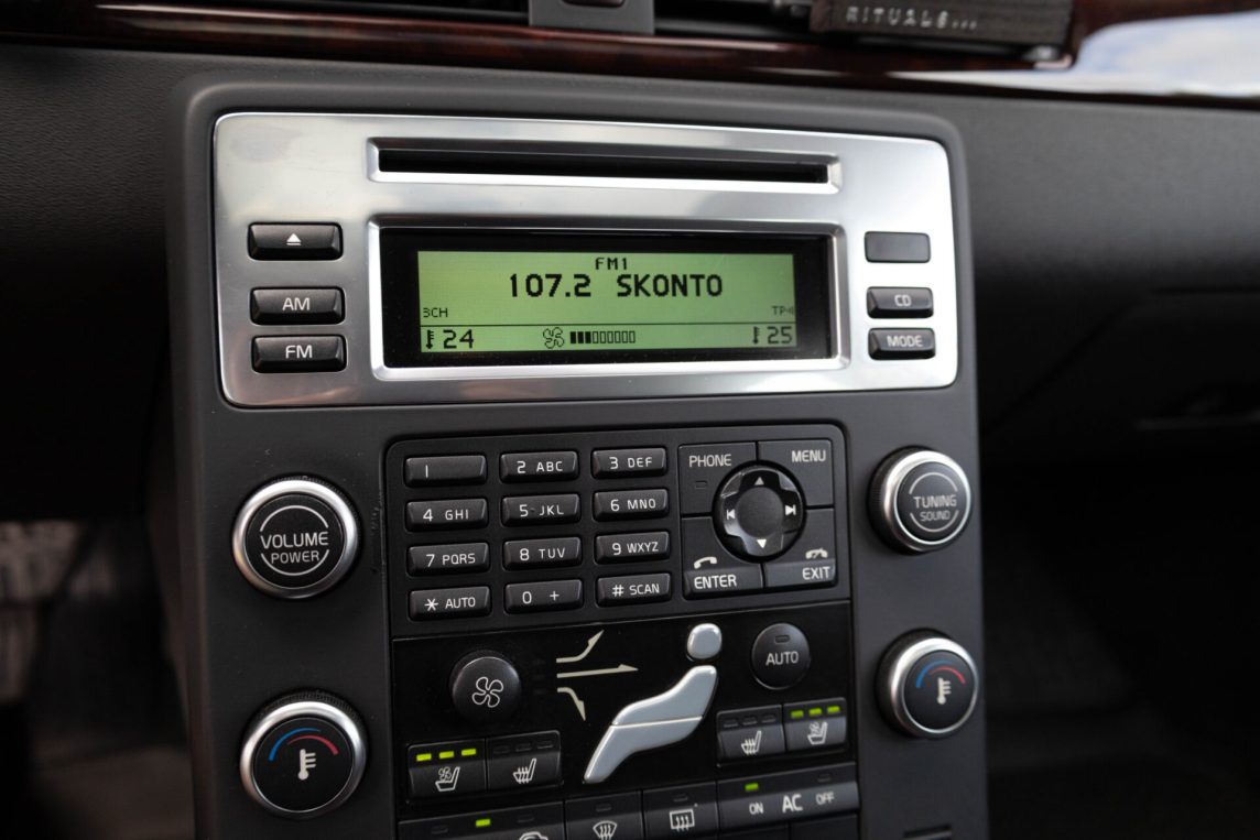 VOLVO XC70