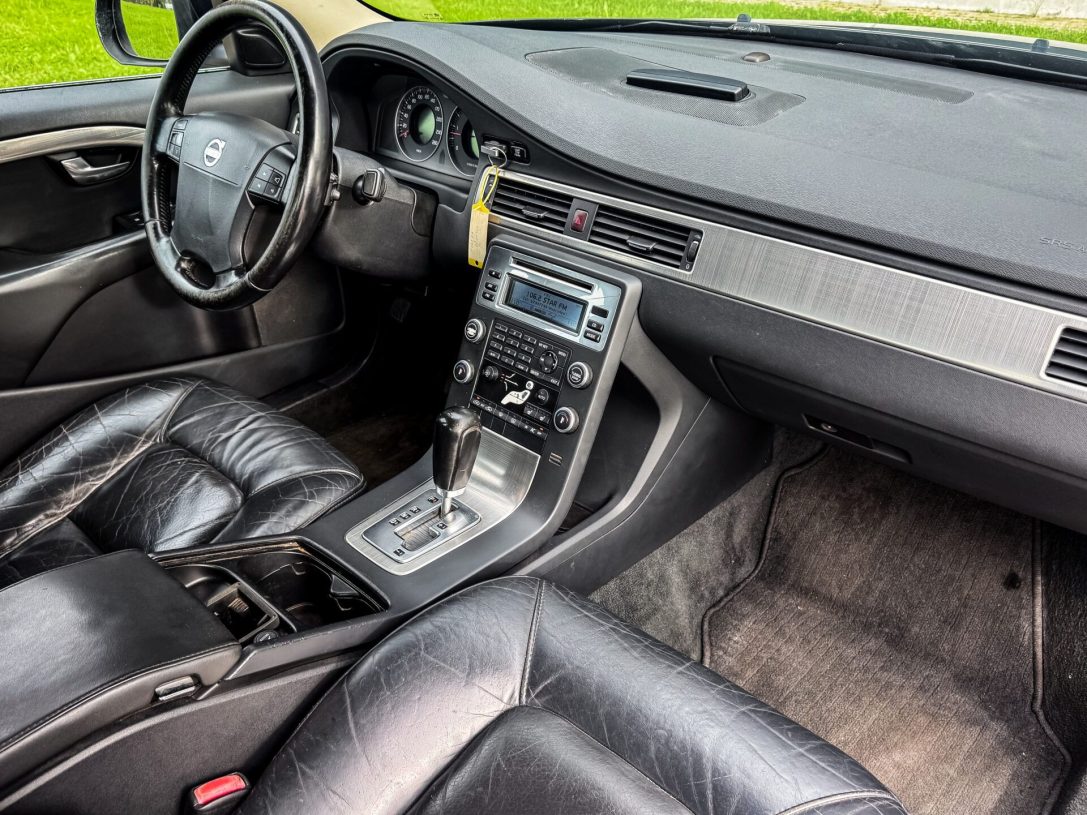 VOLVO S80
