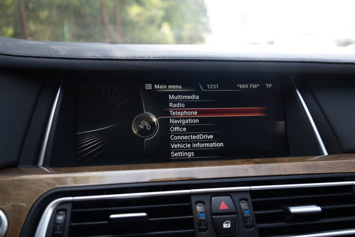 BMW 730