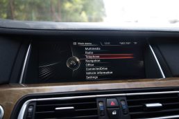 BMW 730