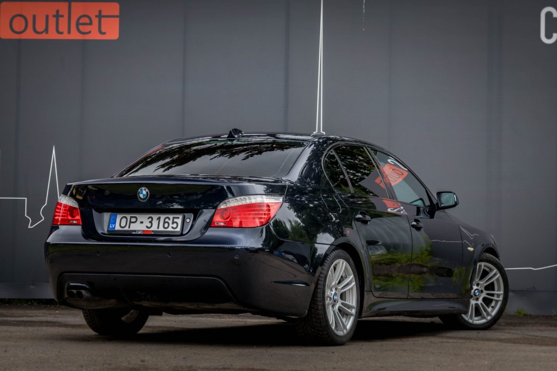 BMW 525