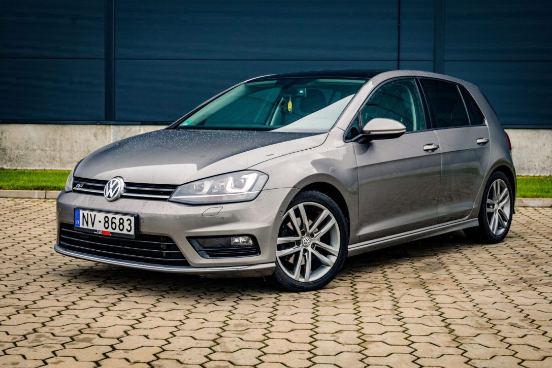 VW GOLF