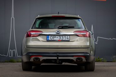 OPEL INSIGNIA SPORTS TOURER SW