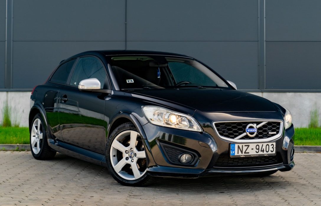 VOLVO C30