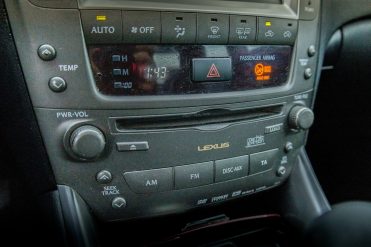 LEXUS IS 220