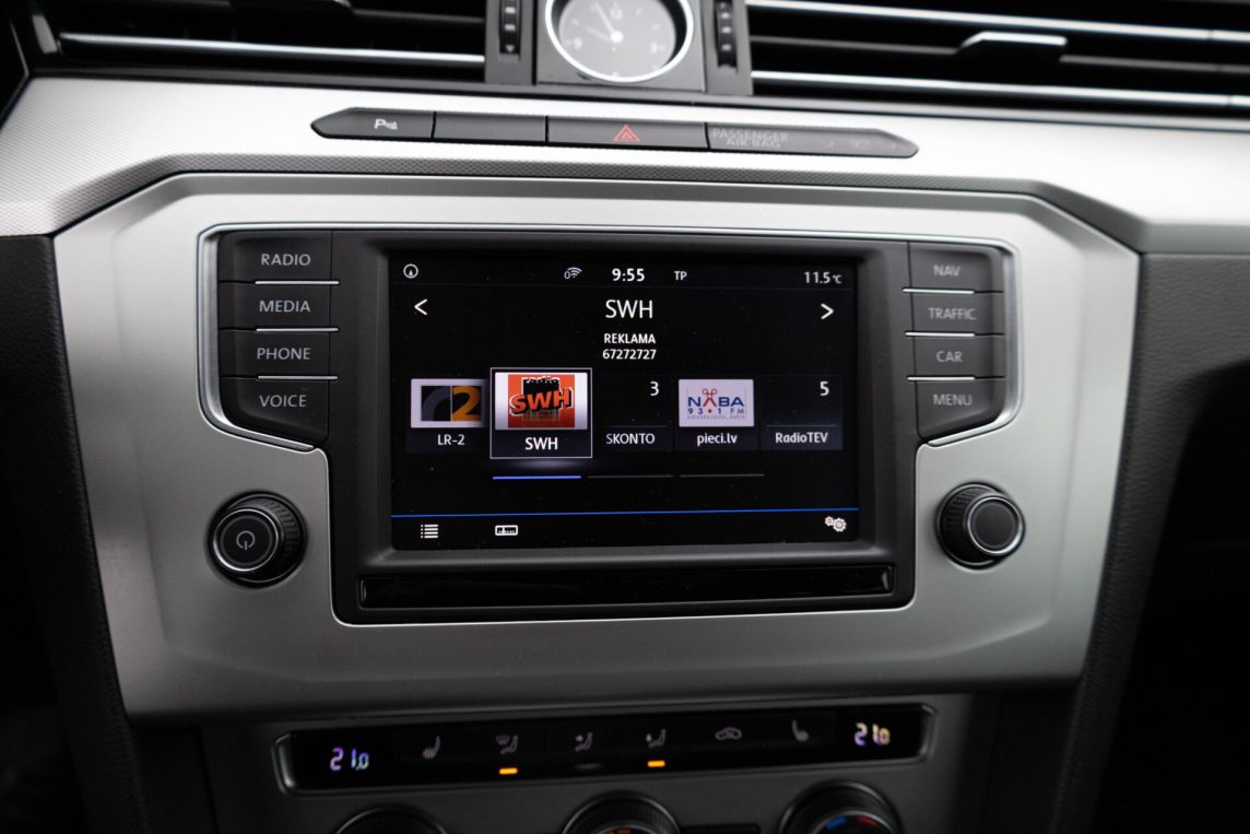 VW PASSAT