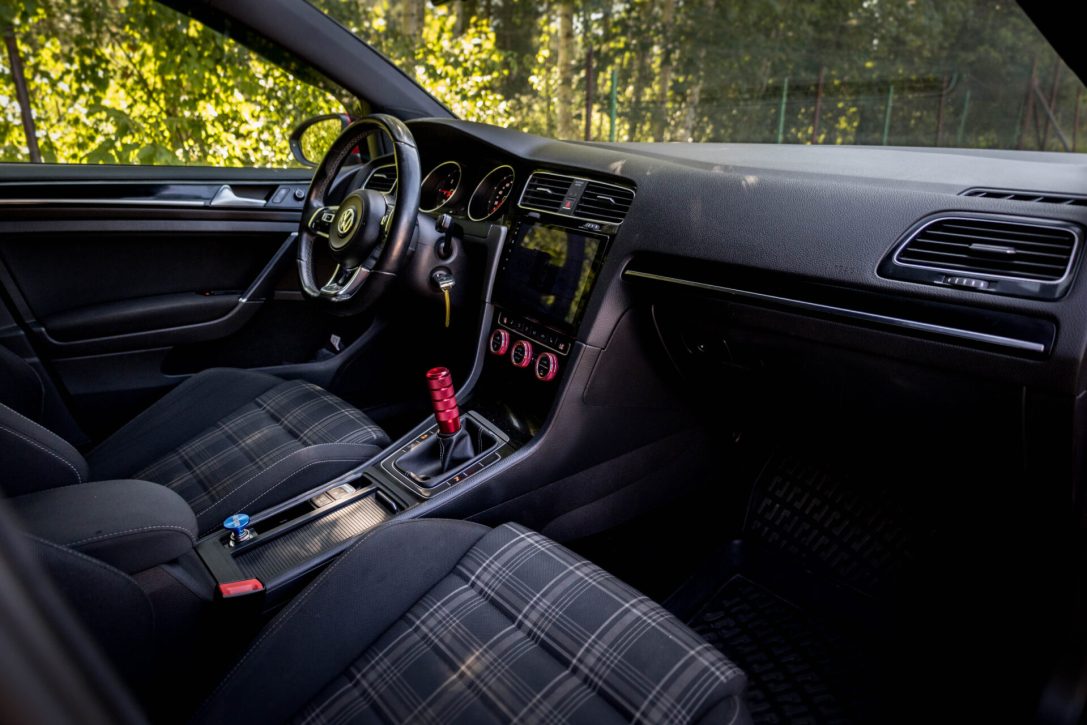 VW GOLF