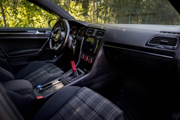 VW GOLF
