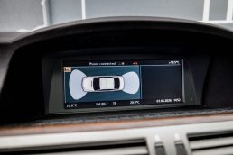 BMW 730