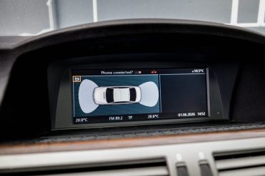 BMW 730
