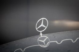 MERCEDES BENZ S320