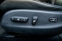 LEXUS IS 220